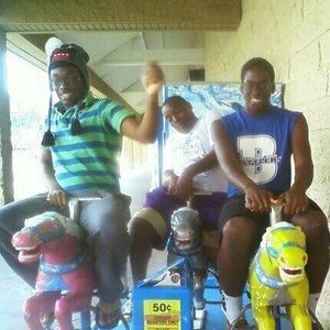 Meet your Posher, Kenneth