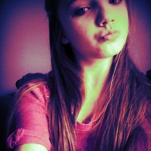 Meet your Posher, Adrianna