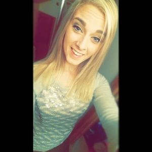 Meet your Posher, Caroline