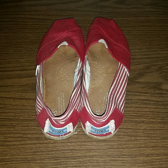Red and white canvas TOMS - Picture 2 of 2