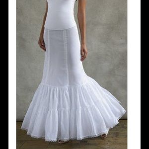David's Bridal fit and flare petticoat size 2