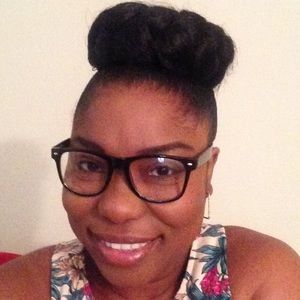 Meet your Posher, Bruntina