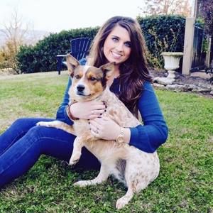 Meet your Posher, Abbey