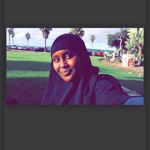 Meet your Posher, April