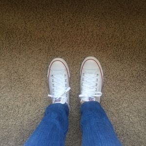 Low White Converse