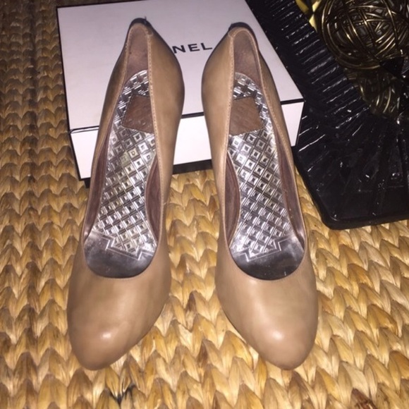 DOLCE VITA taupe heels - Picture 2 of 4