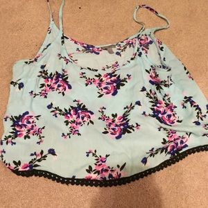 Floral crop top 💕HOST PICK💕