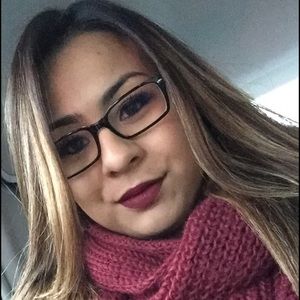 Meet your Posher, Nicole