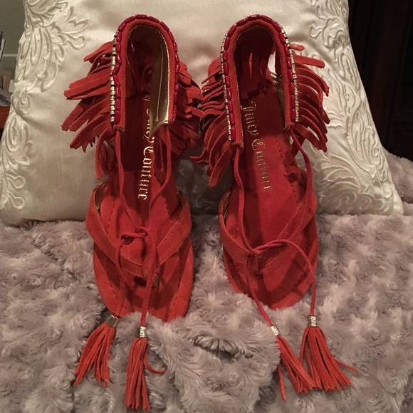 Juicy Couture Orange Suede Fringed T Strap sandals