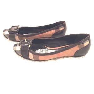 Burberry Flats