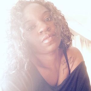 Meet your Posher, Connie