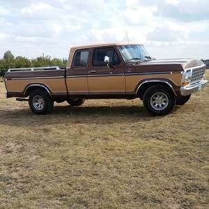 Meet your Posher, Caballero jaime