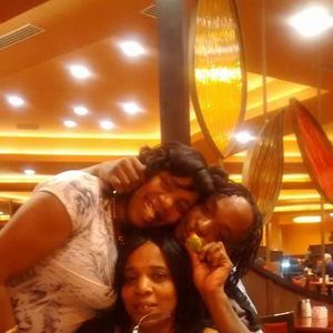 Meet your Posher, Ebony