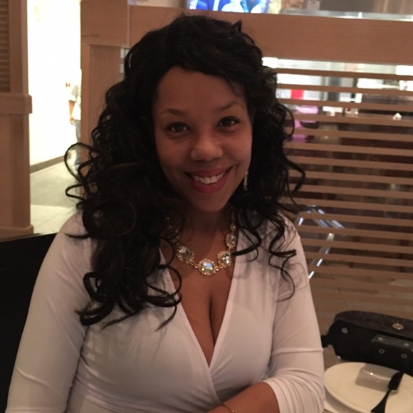 Meet your Posher, Ericka - Picture 4 of 4