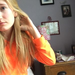 Meet your Posher, Chloe