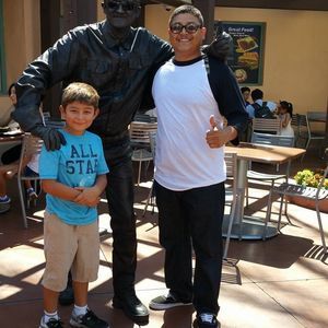 Meet your Posher, Thomas