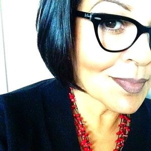 Meet your Posher, Dolores