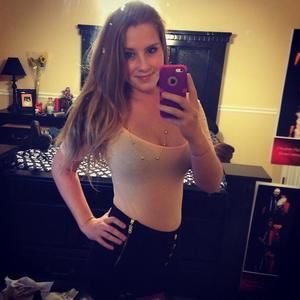 Meet your Posher, Victoria