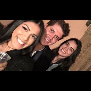 Meet your Posher, Stephanie