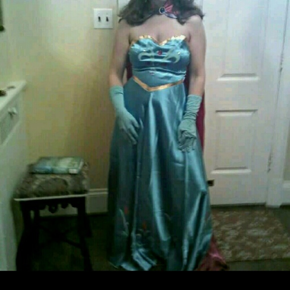 Queen Elsa's Coronation Dress