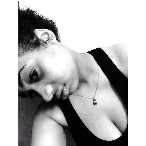 Meet your Posher, Alison - Picture 1 of 1