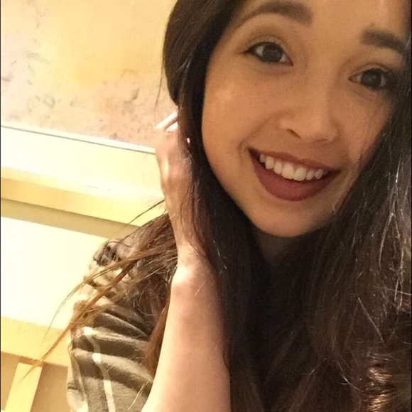 Meet your Posher, Leah