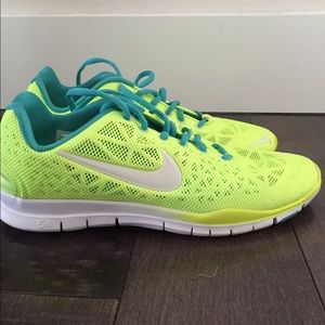 Nike Free TR fit BREATH- size 10
