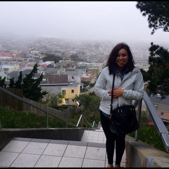 Meet your Posher, Paula - Picture 2 of 2