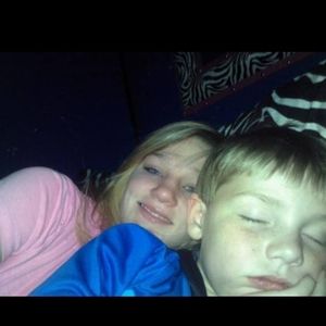 Meet your Posher, Dakota