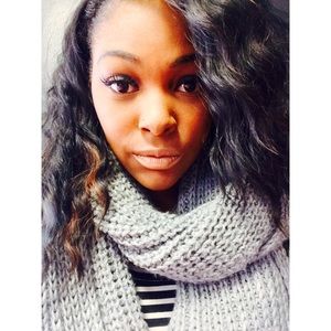 Meet your Posher, Raina