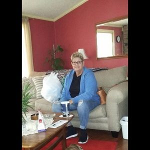 Meet your Posher, Lisa