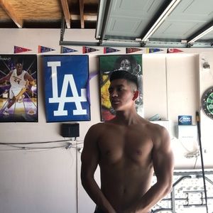 Meet your Posher, Issac