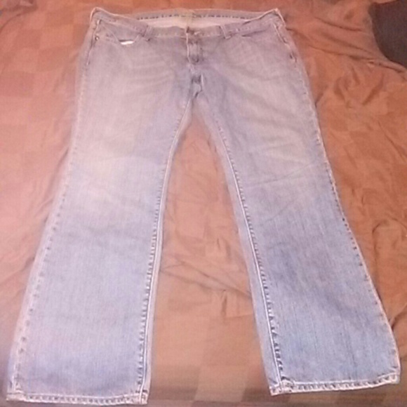 Cute jeans size 14 SHORT