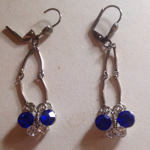 SS Butterfly Earrings - Picture 3 of 3