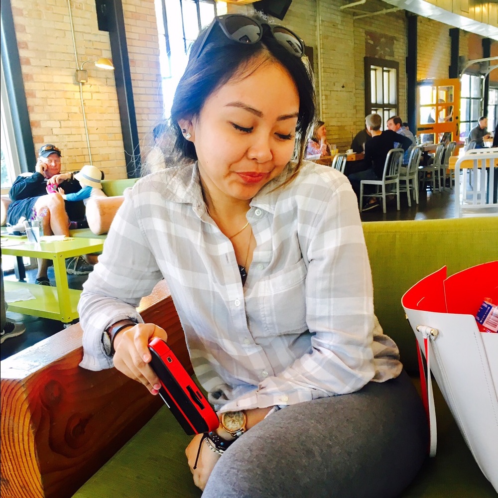 Meet your Posher, Sam