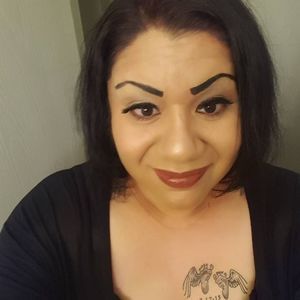 Meet your Posher, Monica