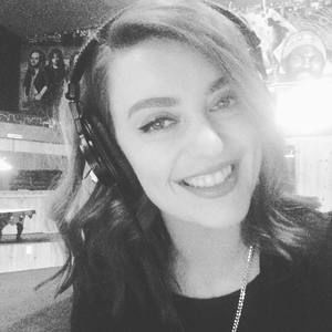 Meet your Posher, Janine