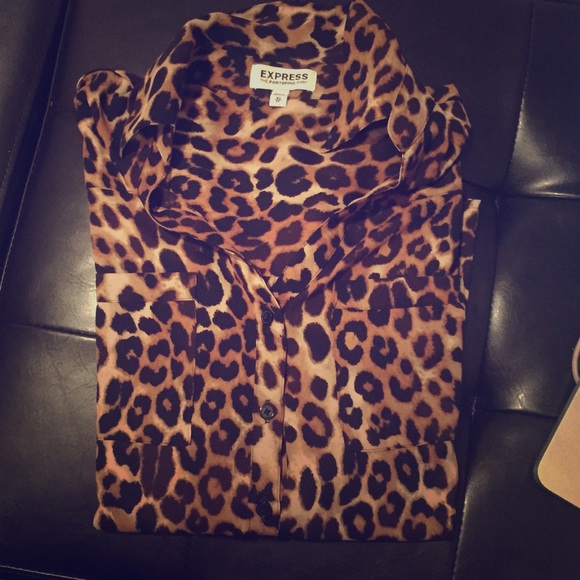 Express Portofino Cheeta Print blouse