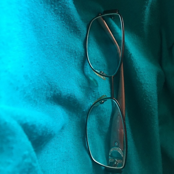 Rose gold tone eyeglasses. - Picture 2 of 4