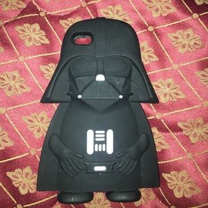 Darth Vader iPhone 6 Plus case.