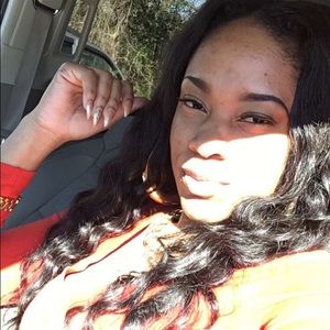 Meet your Posher, Khadijah