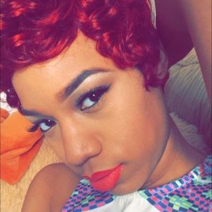 Meet your Posher, Robin-simone