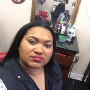 Meet your Posher, Adalgisa