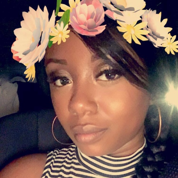 Meet your Posher, Ashleigh - Picture 1 of 1