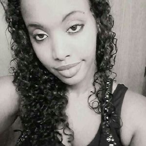 Meet your Posher, Nadifa