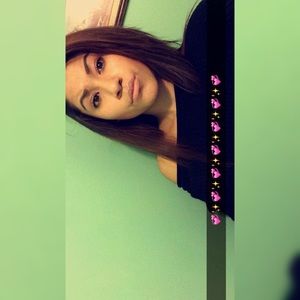 Meet your Posher, Elisa