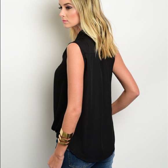 •SOLD• BLACK WRAP BLOUSE - Picture 2 of 4