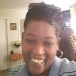 Meet your Posher, Linda