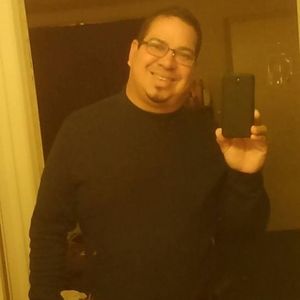 Meet your Posher, Luis