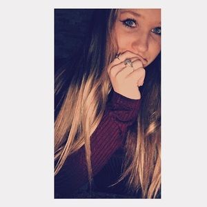 Meet your Posher, Ashley